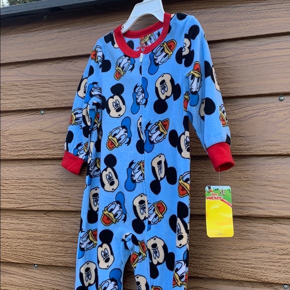 Disney Junior Mickey pajamas size 2T - Picture 2 of 7